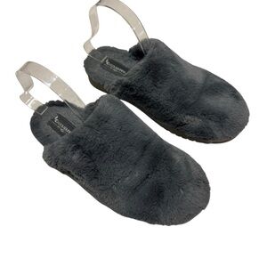 Koolaburra By Ugg Women's Pomi Slipper
Size 9